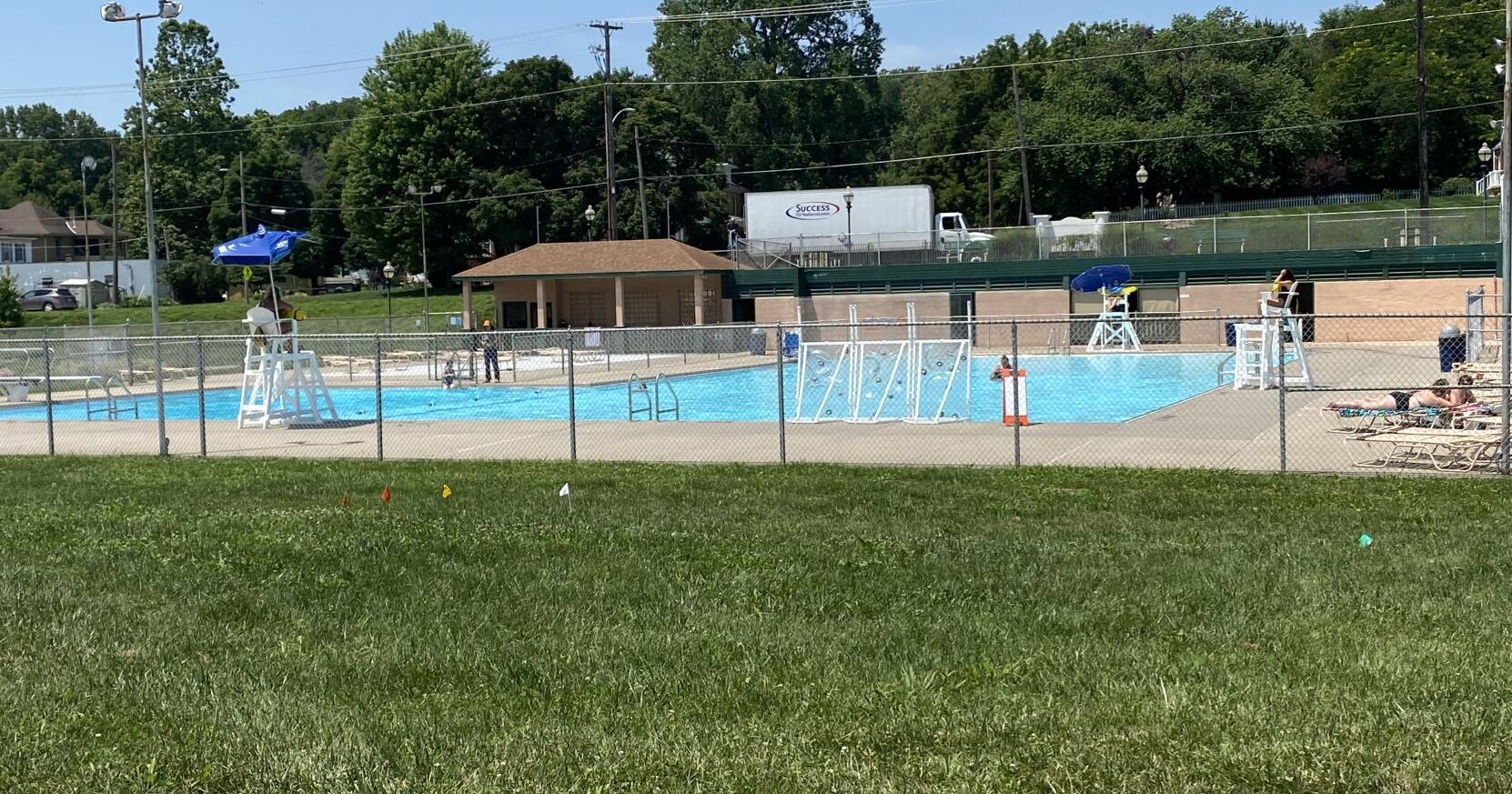 Experts offer safety tips as pools open