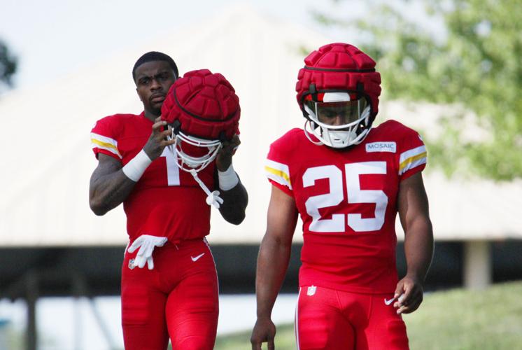 Kansas City Chiefs weigh in on recent running back controversies, Sports