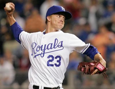 Trade Retrospective: Royals' Zack Greinke sent to Brewers for haul - Beyond  the Box Score