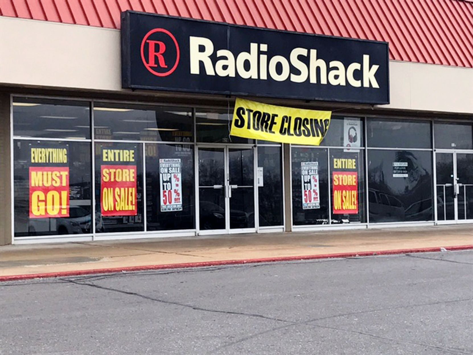 radio shack going out of business locations