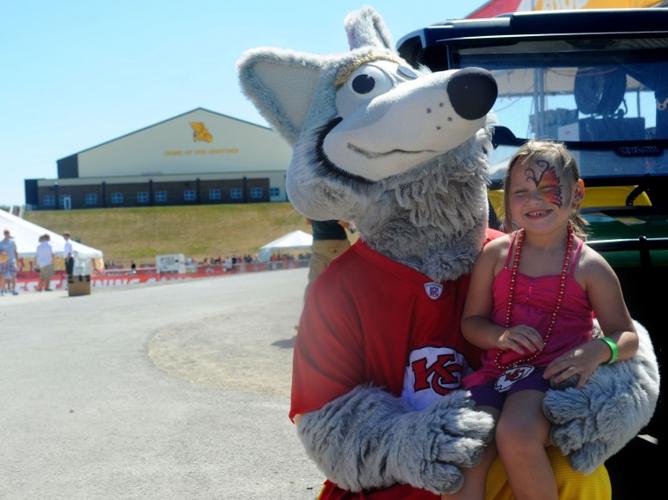 Kansas City Chiefs' mascot seriously injured during practice