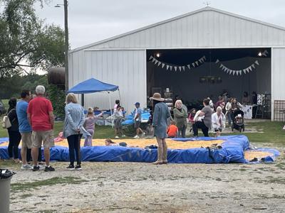 Homeplace Fields hosts annual Flower Farm Event