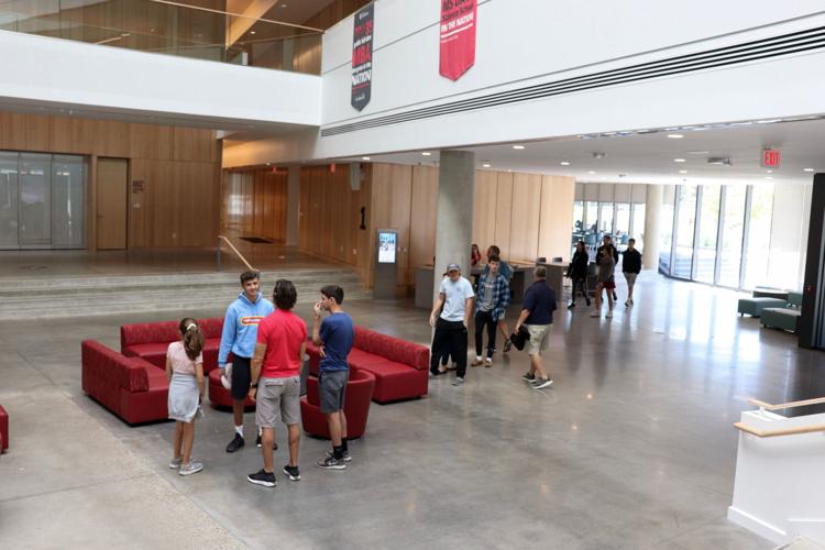 PHOTOS Parents, siblings visit UC during family weekend Gallery