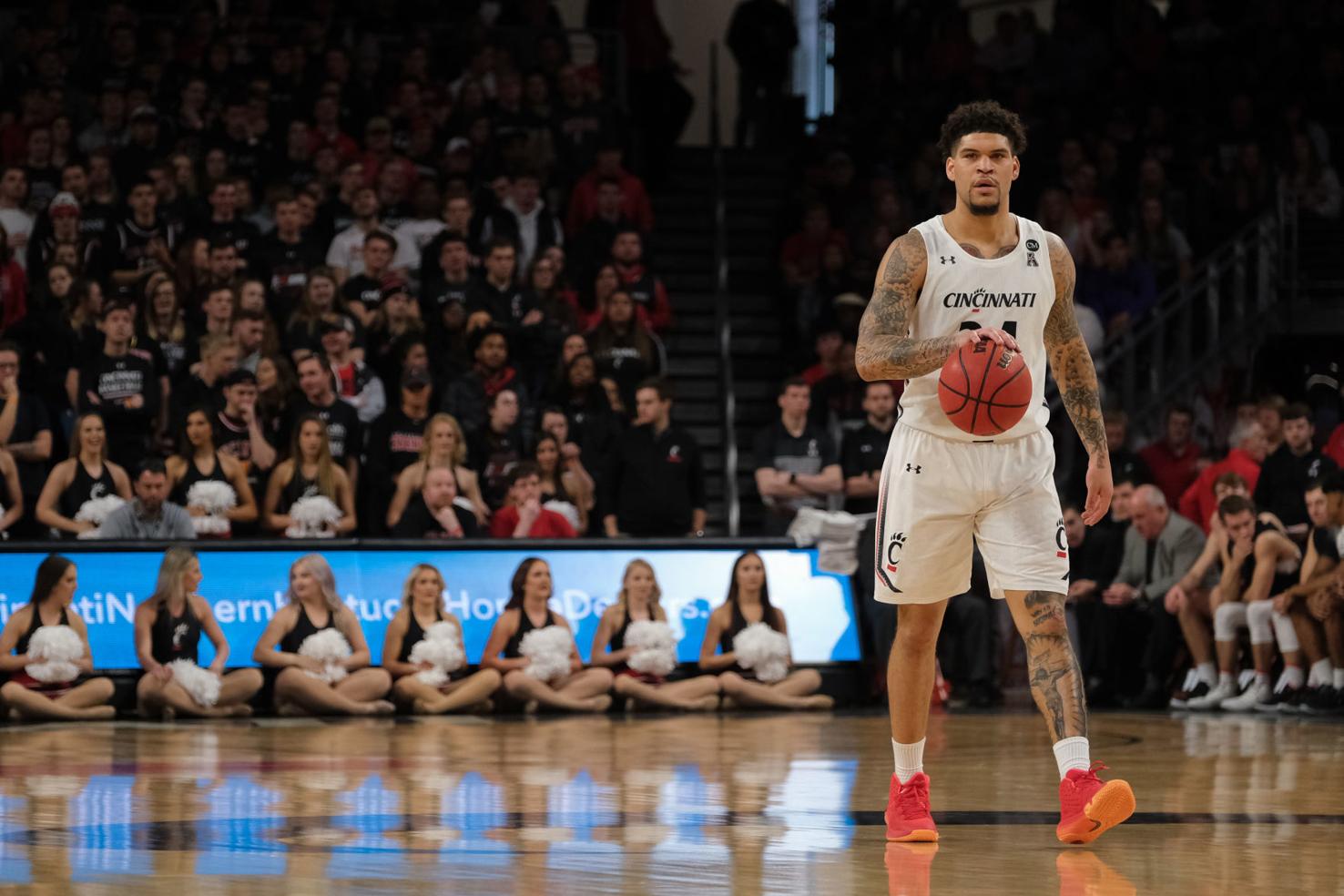 UC men s basketball looks ahead to senior day against Temple