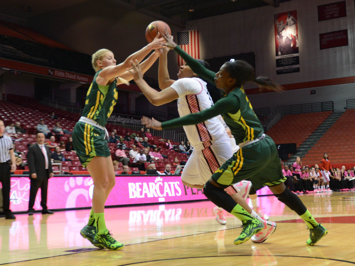 Women S Basketball Suffers Non Conference Loss Against Usf Bulls