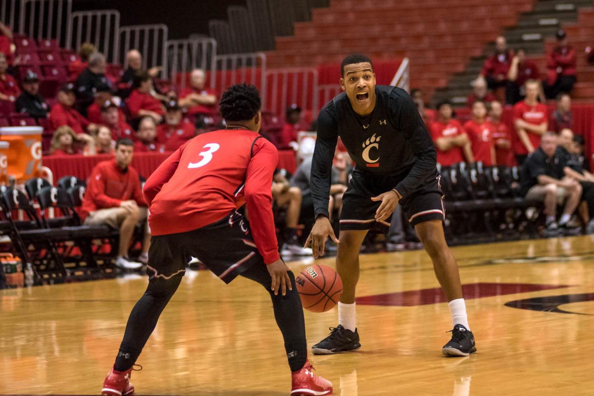 Basketball Team Plays Red Black Scrimmage Sports Newsrecord Org