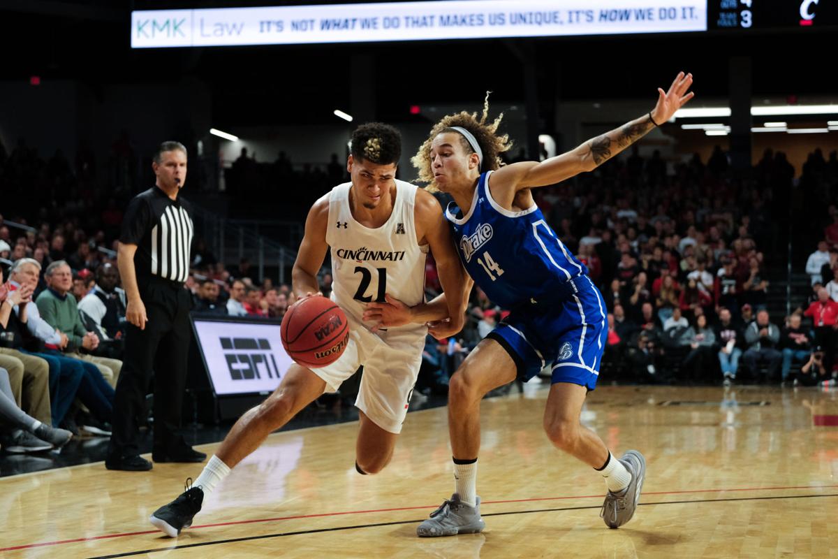 Photos Uc Men S Basketball Wins Home Opener Versus Drake