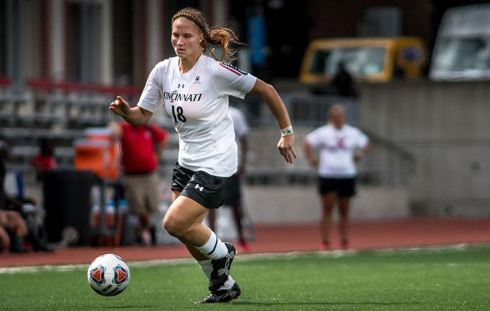 Soccer Star Julie Gavorski Shines As Uc S Favorite Female Athlete Best Of Uc Newsrecord Org