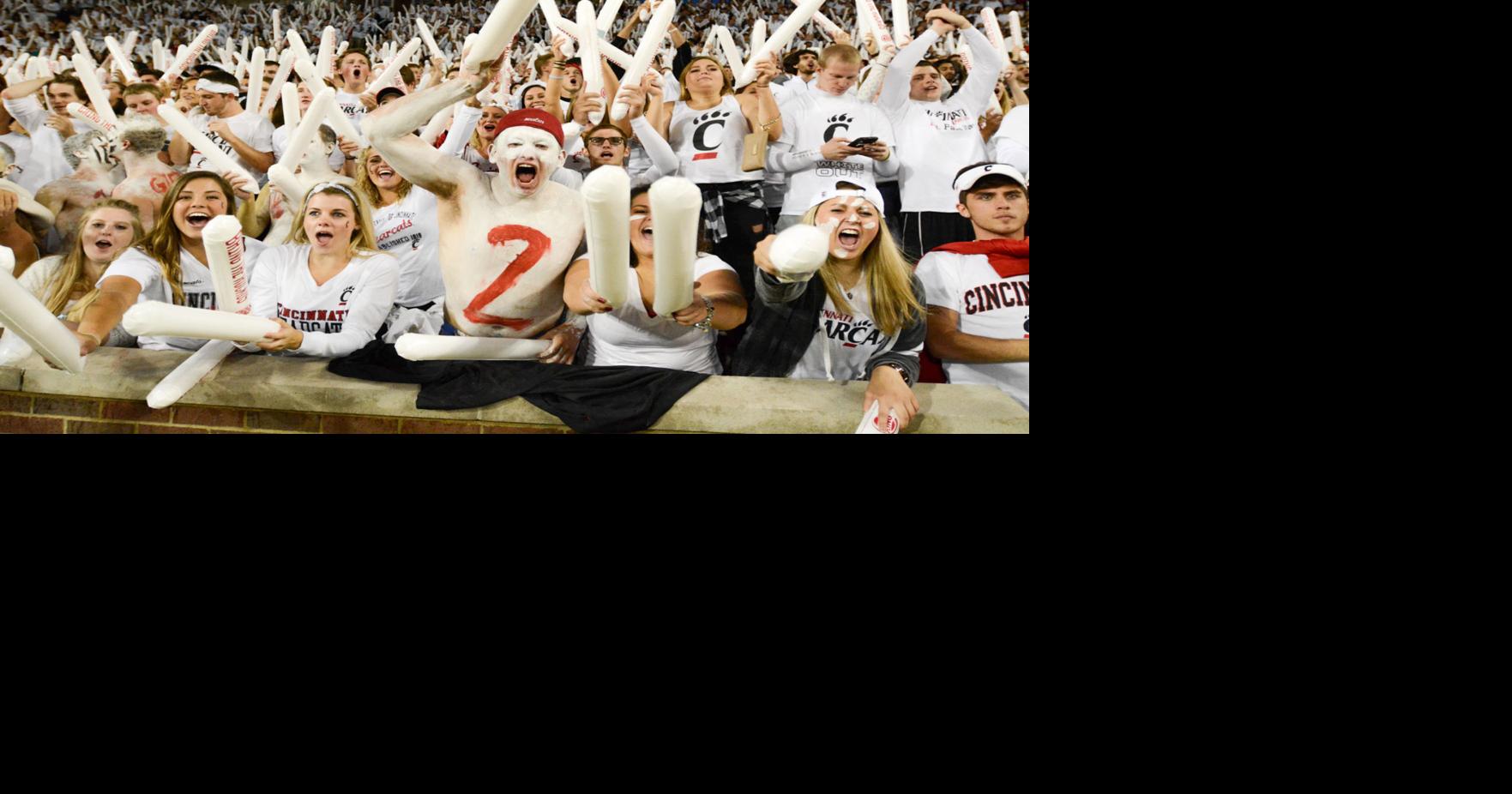 A fall football how-to guide for freshmen | Football | newsrecord.org