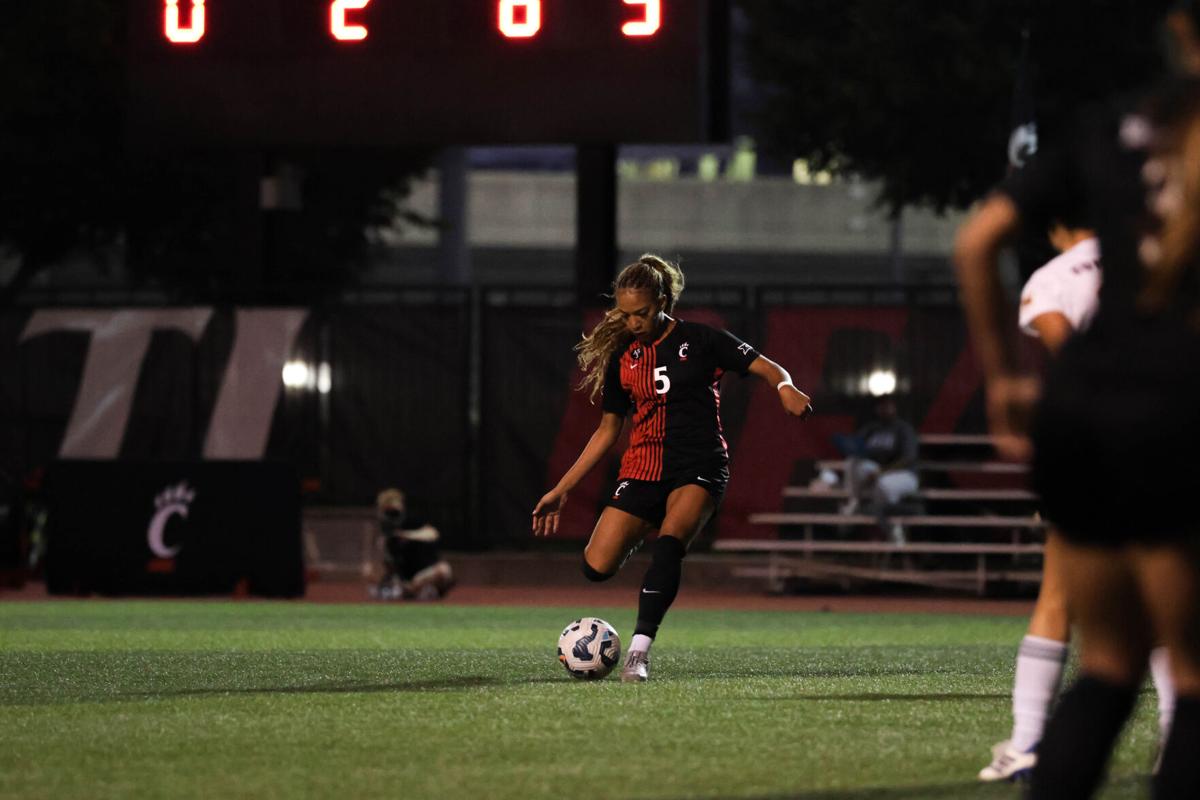 University of Cincinnati Bearcats forward Jada Arthurs during a match