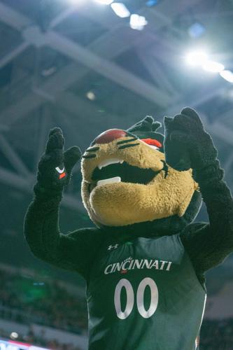 Garel_UC MBB vs Houston January 8th, 2023