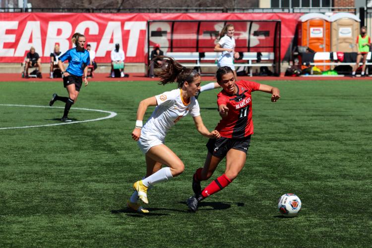 UC soccer recovers form with win over Tennessee; prepares for Houston