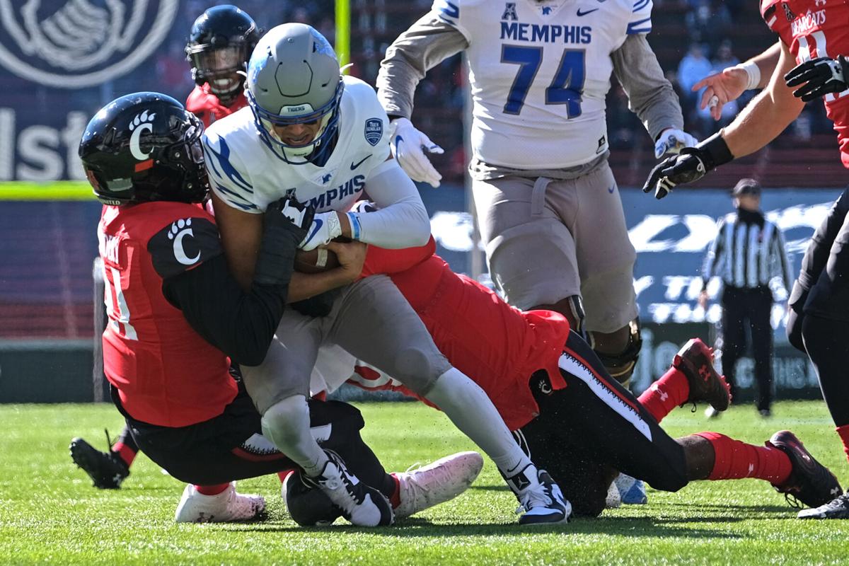 Photos Uc Football Dominates Memphis Improves To 5 0 Gallery Newsrecord Org