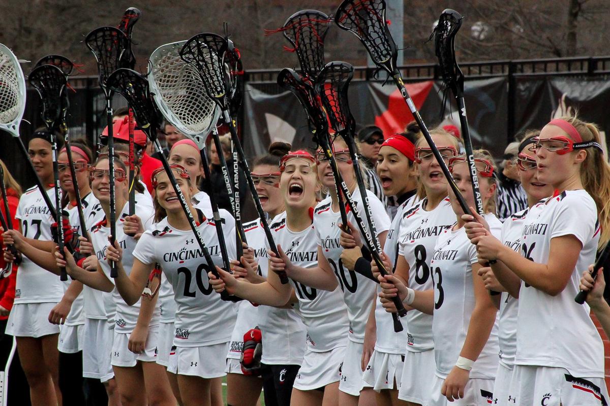 Lacrosse S Rally Comes Up Short Bearcats Fall 15 9 Sports Newsrecord Org