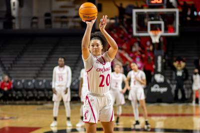 Bowen_UCvsSMU_01-29.jpg