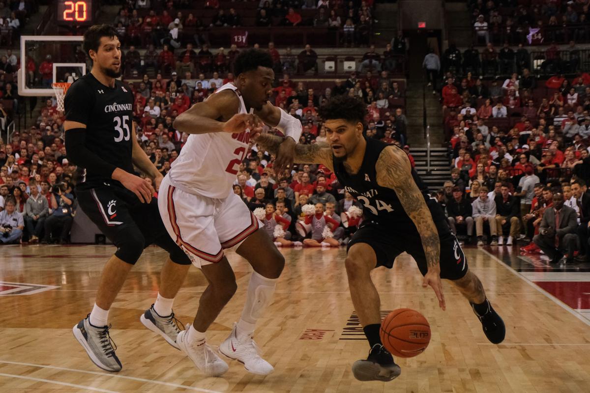 Uc Men S Basketball Bearcats Fall To No 18 Ohio State In Season