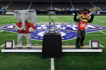 UC Alabama CFP trophy