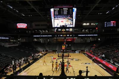 Women's basketball beats Memphis to advance in conference ...