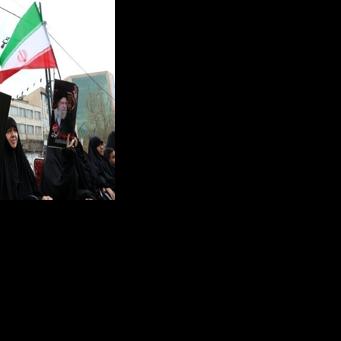 Iran hunts crew member of crashed US jet after one reported rescued