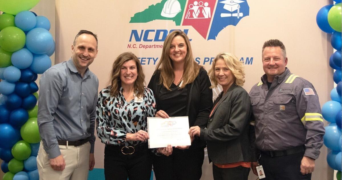 Ncdol NCDOL awards UNC Health safety award | News | newstopicnews.com