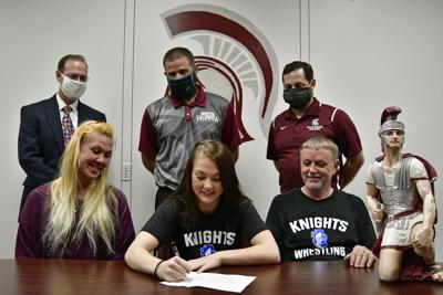 Hutto signs with St. Andrews