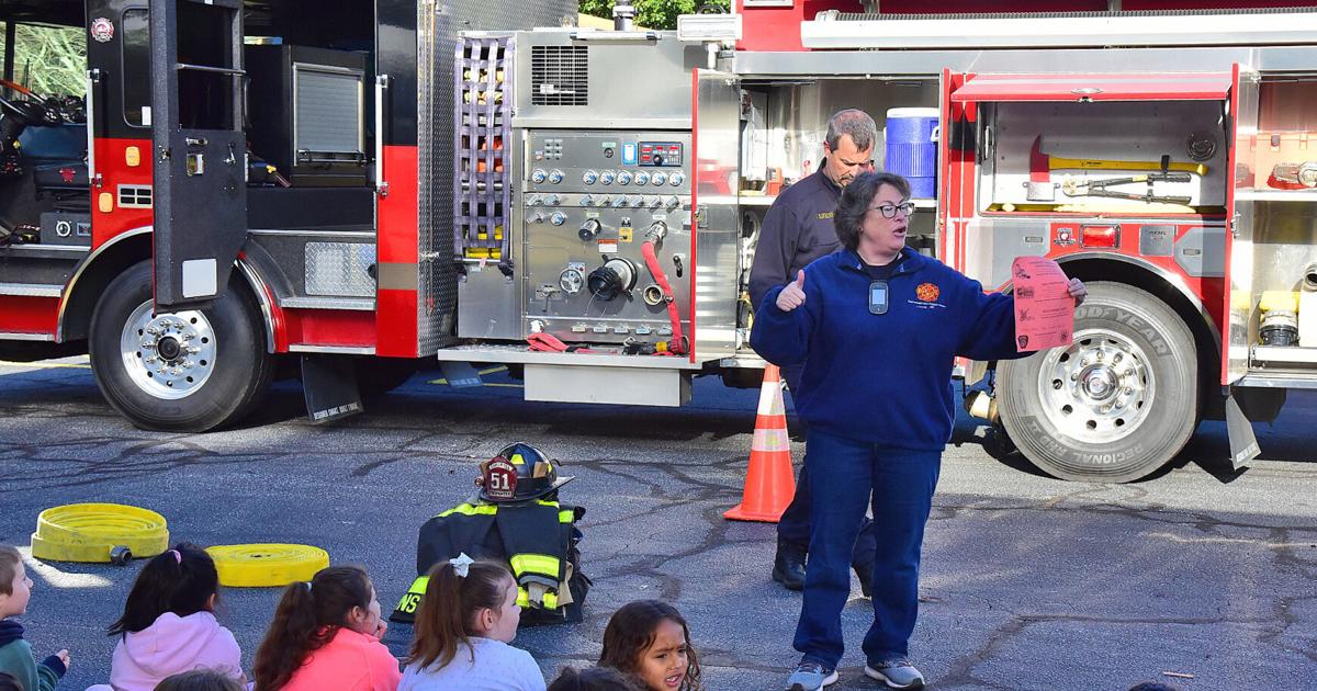 Fire Rescue Topic Students learn the ins and outs of fire and rescue | News ...