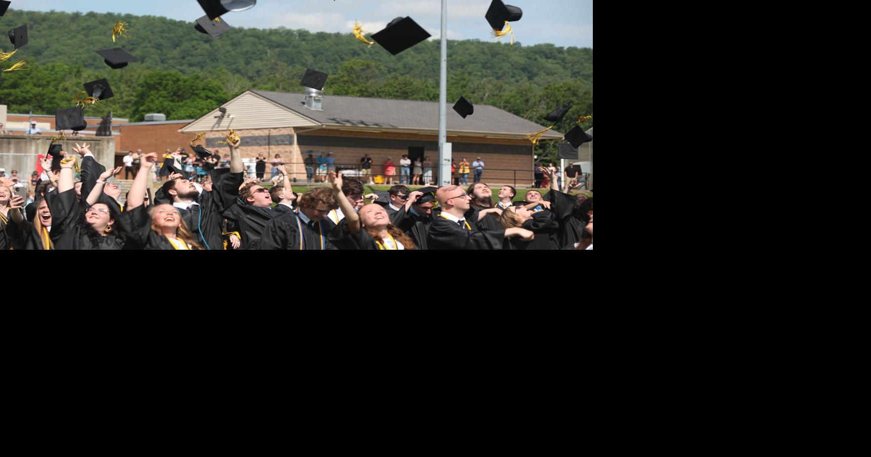 Buffalo Gap High School sends off Class of 2022