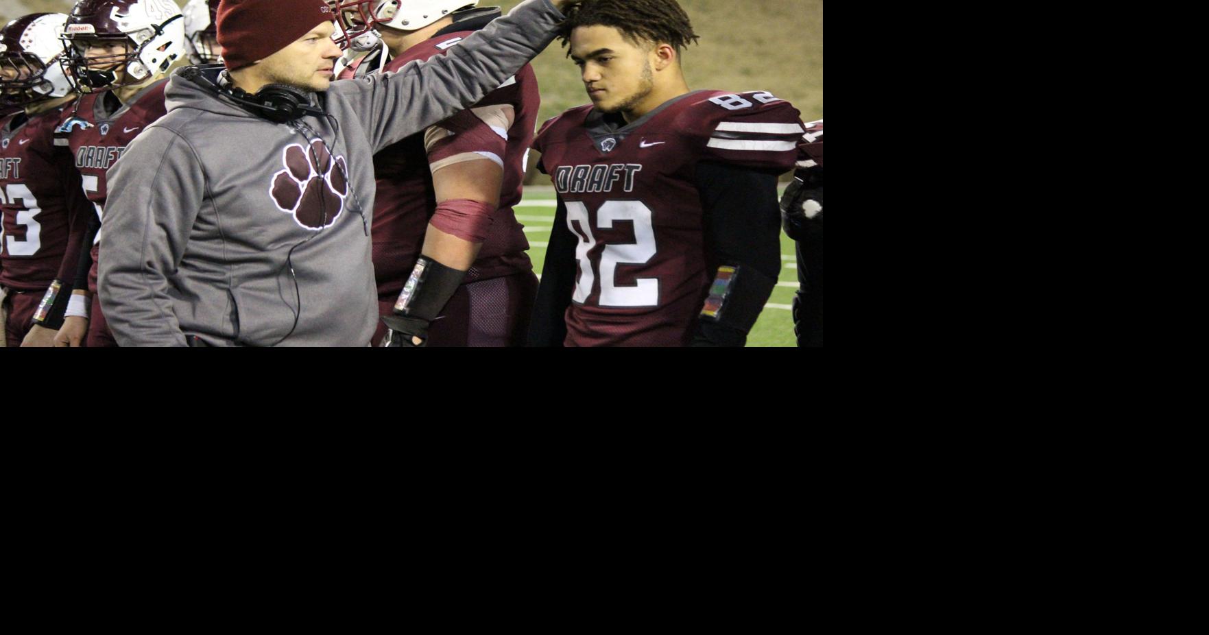 Stuarts Draft football seniors play it forward