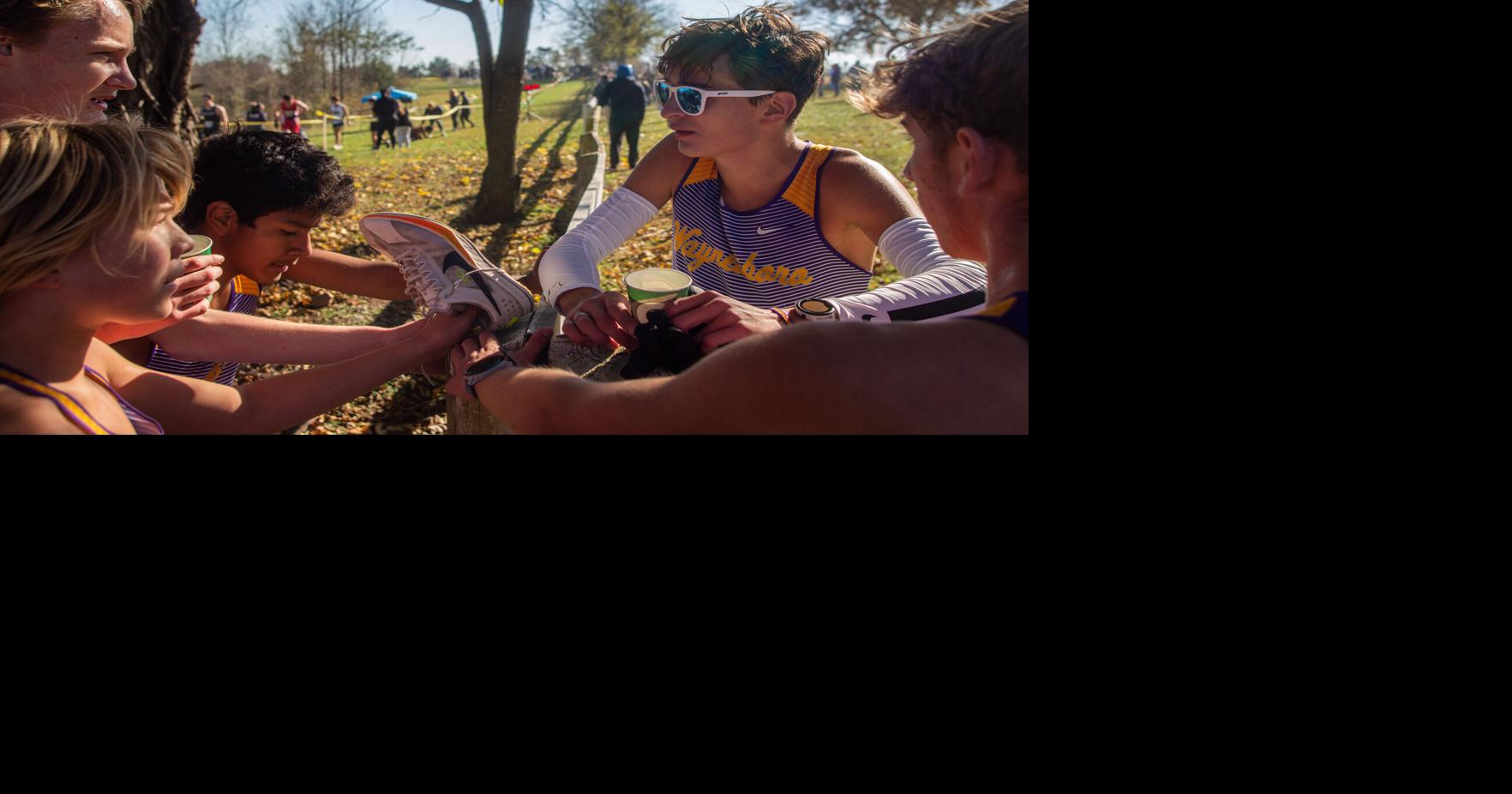 Waynesboro boys cross country team earns berth in VHSL Class 3 state meet