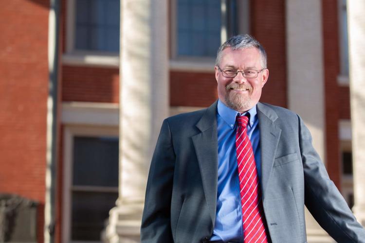 Landes wins county clerk of the court in landslide