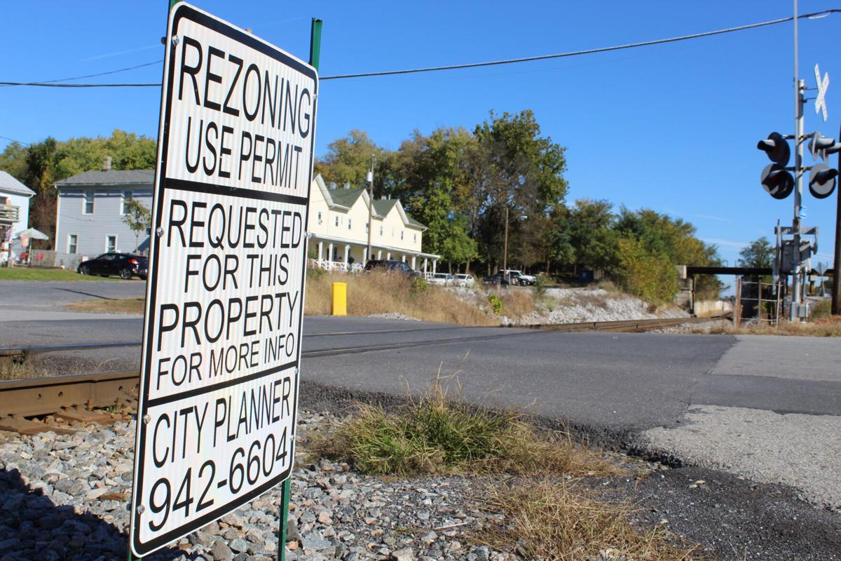 7th street railroad crossing