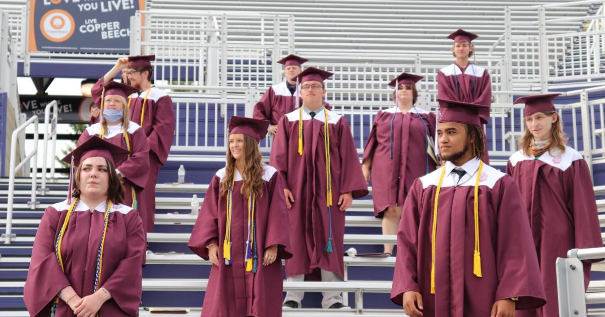 PHOTOS Stuarts Draft High School's Class of 2021 commencement ceremony
