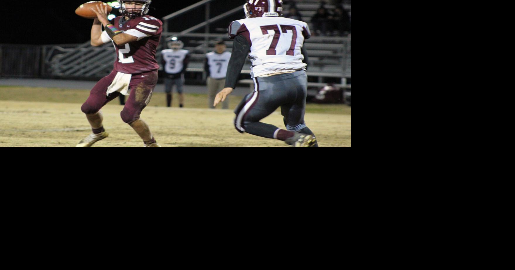 Stuarts Draft football team dominates Luray to advance to Region 2B semifinals
