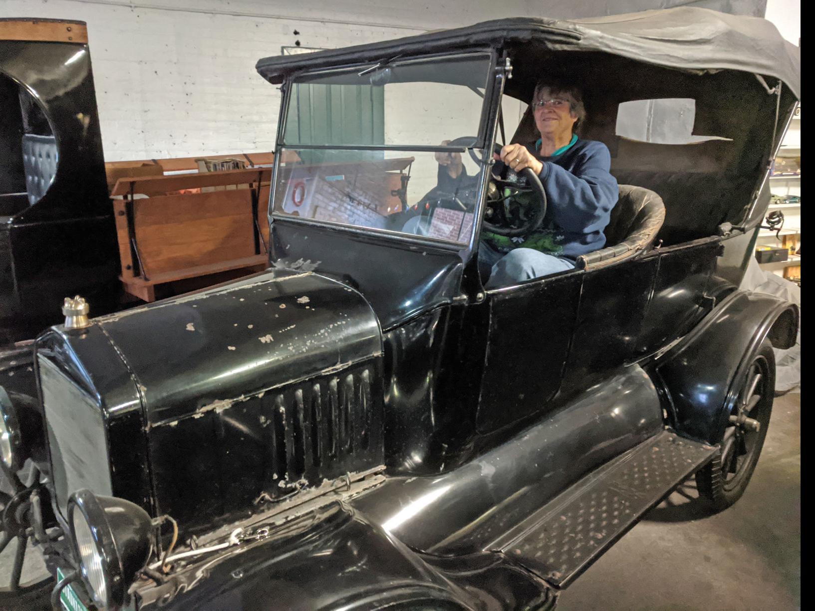 Sorrells Old Windshield Sparks Curiosity About Model T Ford Local News Newsvirginian Com