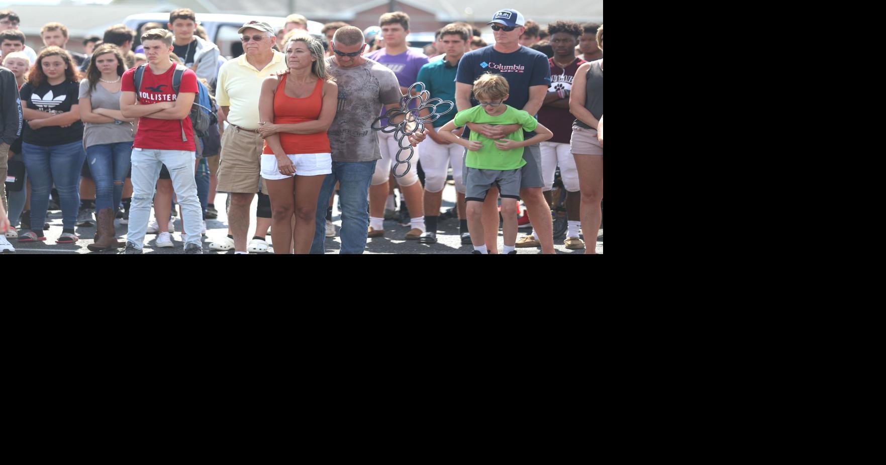 Photos Community mourns Stuarts Draft teen killed in crash