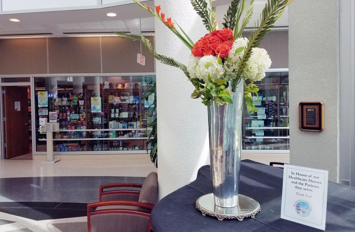 Augusta Garden Club Performs Flower Flash At Augusta Health Local News Newsvirginian Com