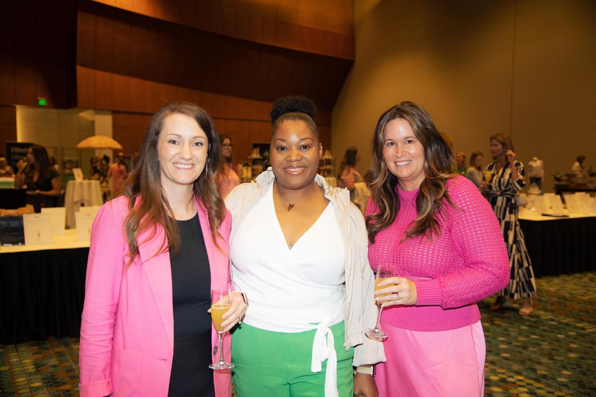 4.3.2023.FriendsandFashion.AngelinaC-5593.jpg