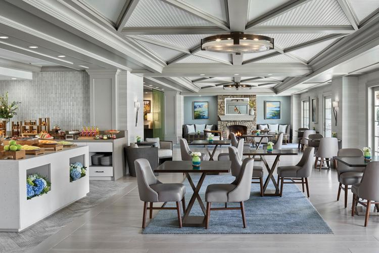 Club Lounge.jpg