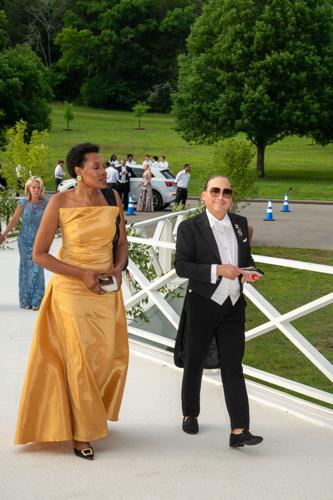 SwanBall26-4730.jpg