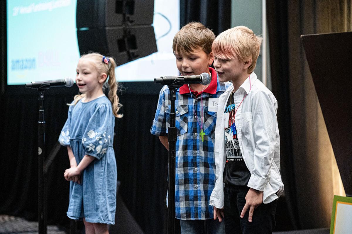 A Day at the Renewal House Thanksgiving Events