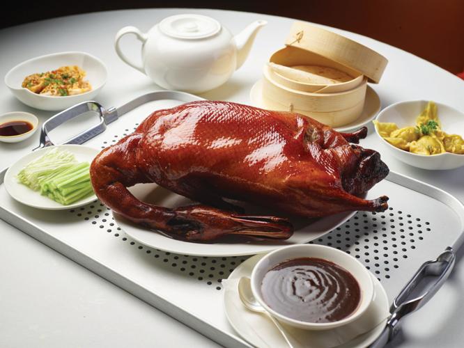 Fontainebleau Las Vegas_Chyna Club _Peking Duck©Bill Milne.jpg