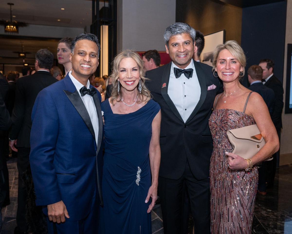HeartGala-8920.jpg
