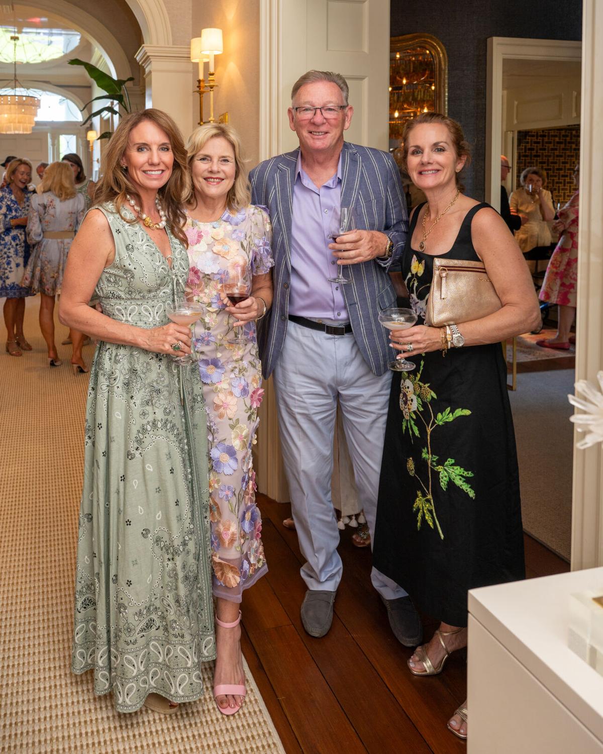 SwanJewerlyParty-4011.jpg