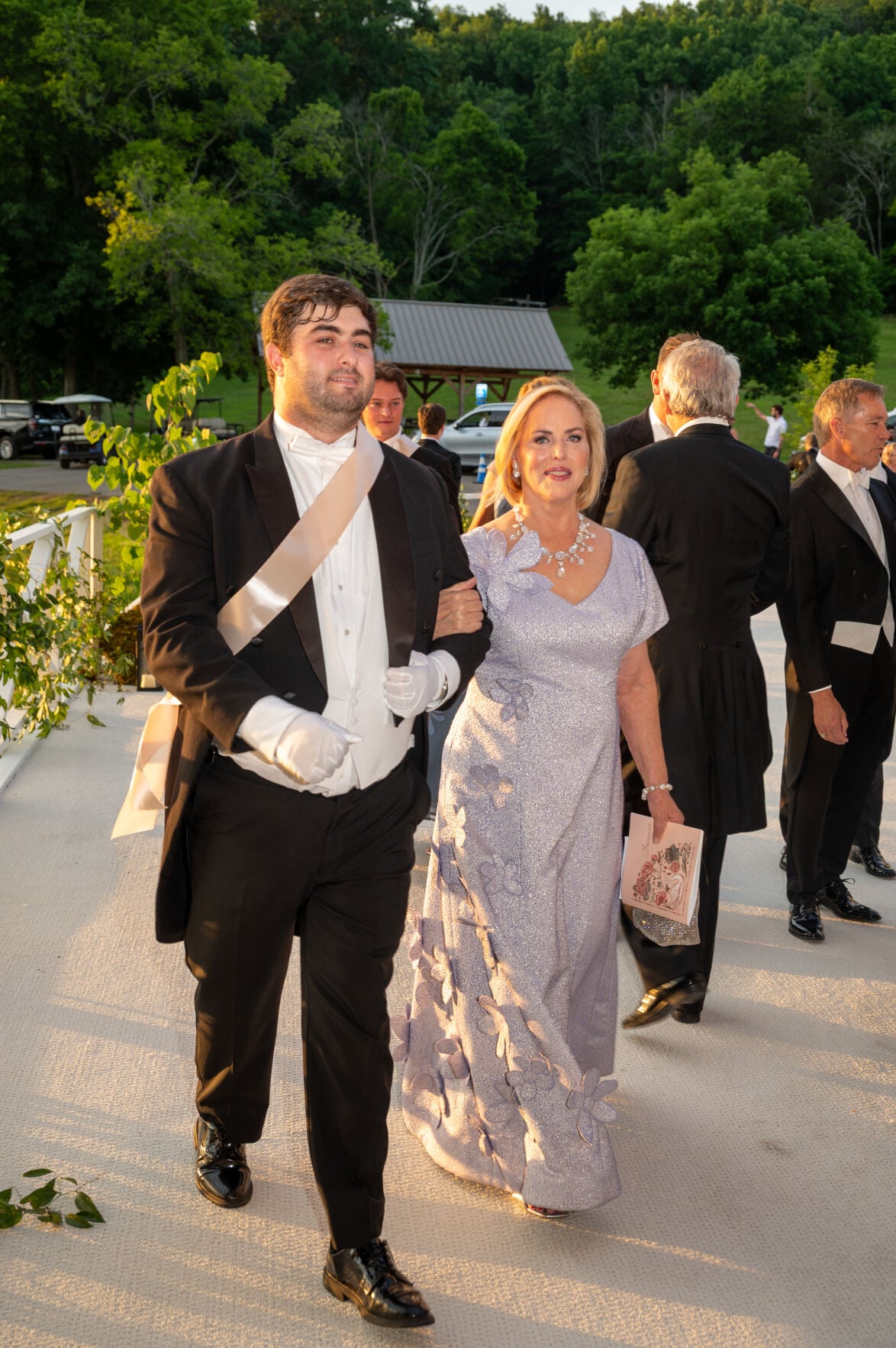 SwanBall26-4979.jpg