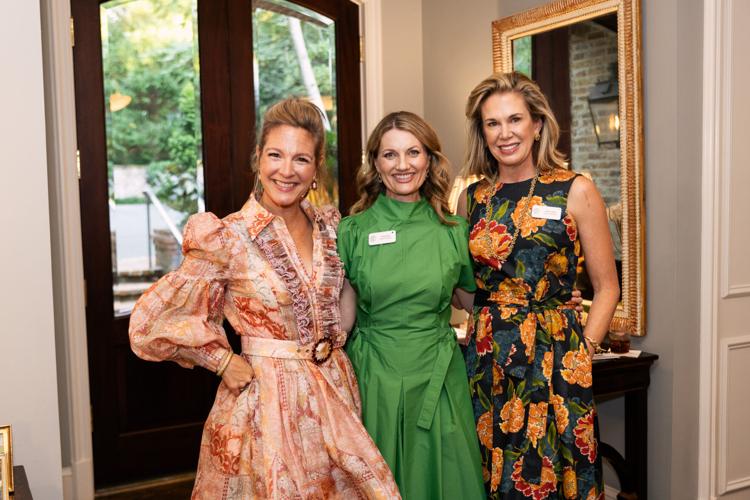 SwanBallAuctionKickOff_0005.jpg
