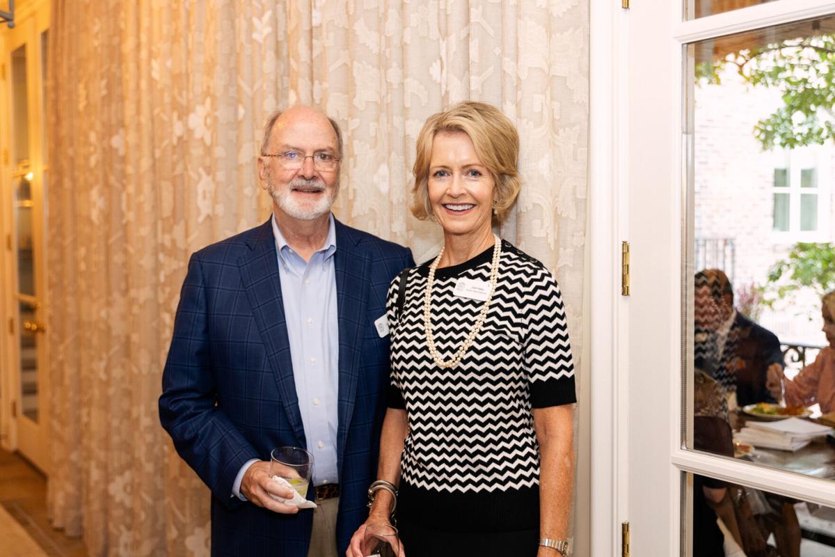 SwanBallAuctionKickOff_0008.jpg