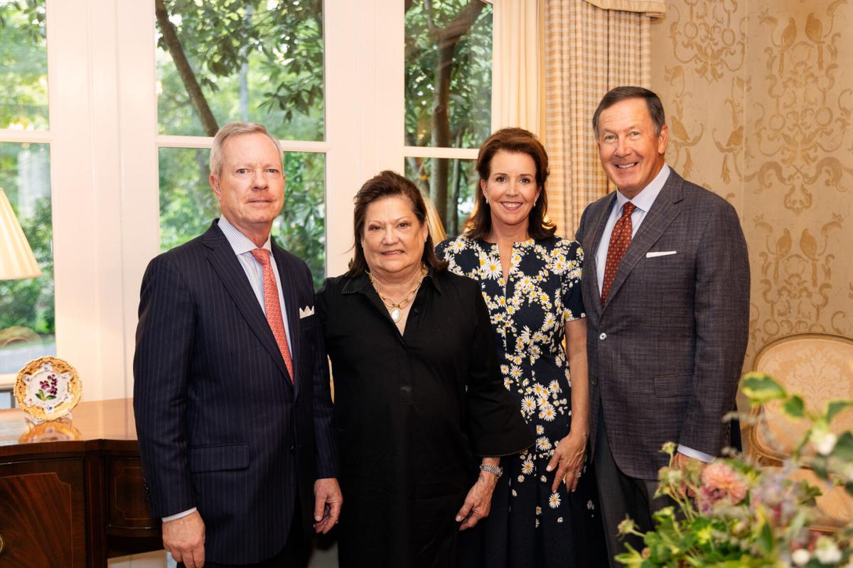 SwanBallAuctionKickOff_0013.jpg