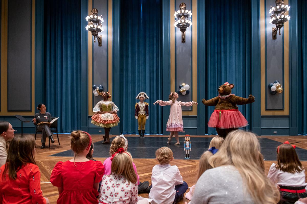 12.3.2023.NutcrackerTea-4773.jpg