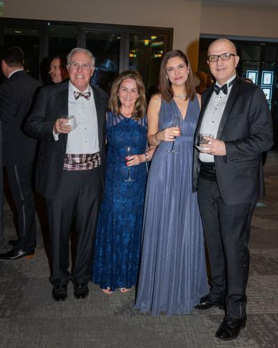 HeartGala-8101.jpg