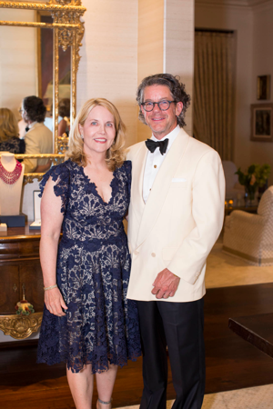 Swan Ball Patrons Party: Getting the Party Started